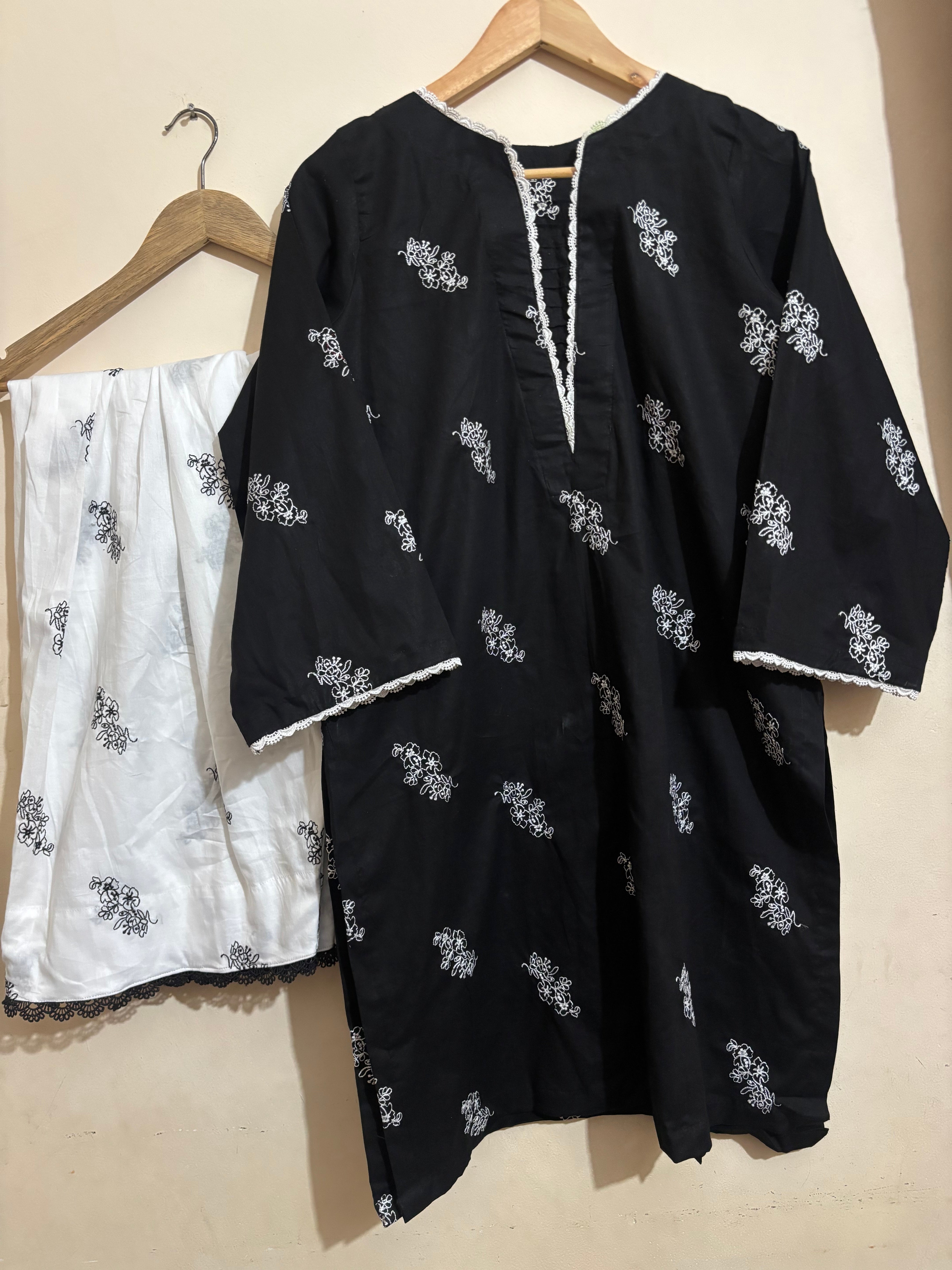 2pc Embroidered Farshi Dress