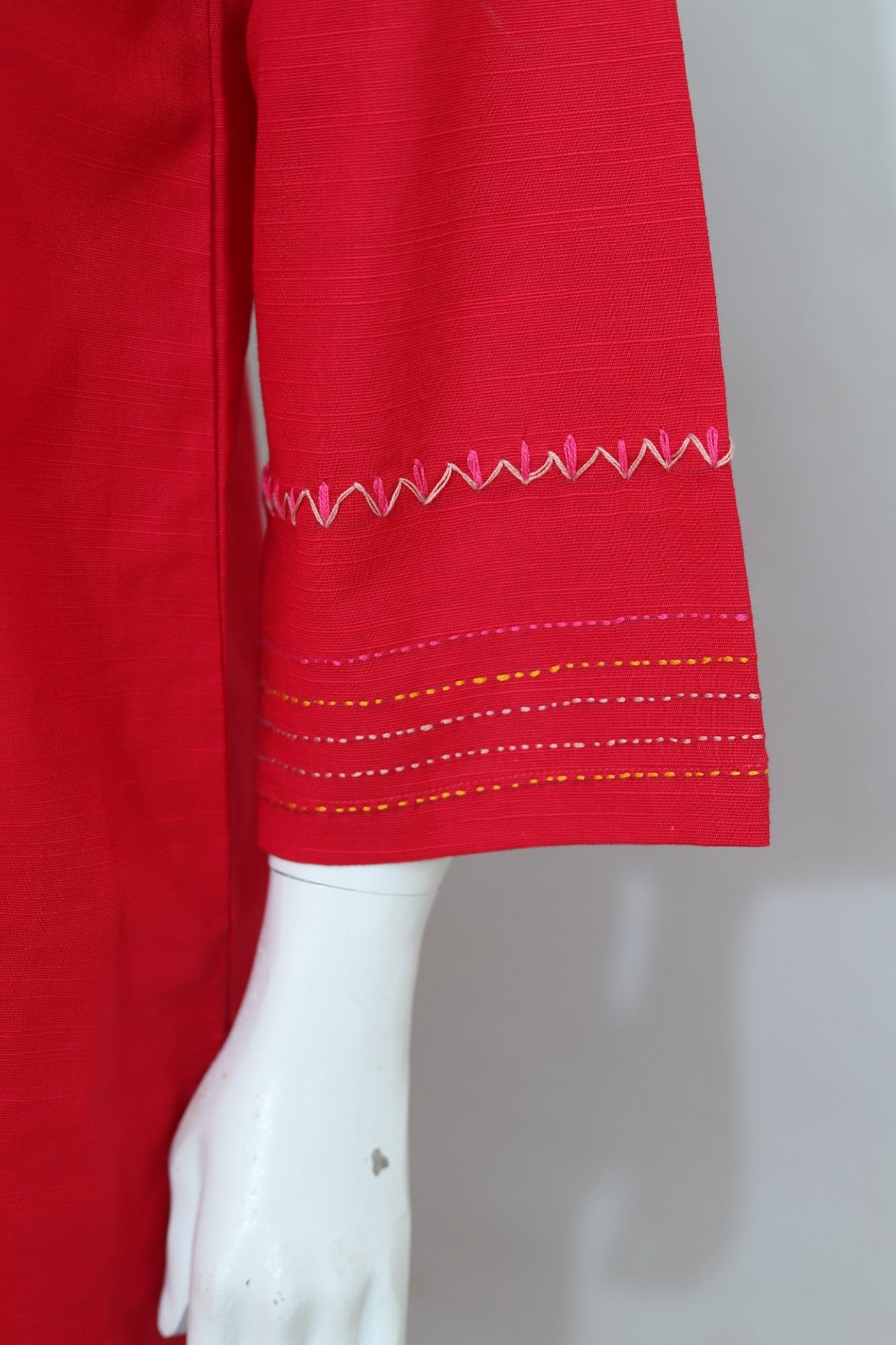 2pc Khaddar Hand Embroidery Dress