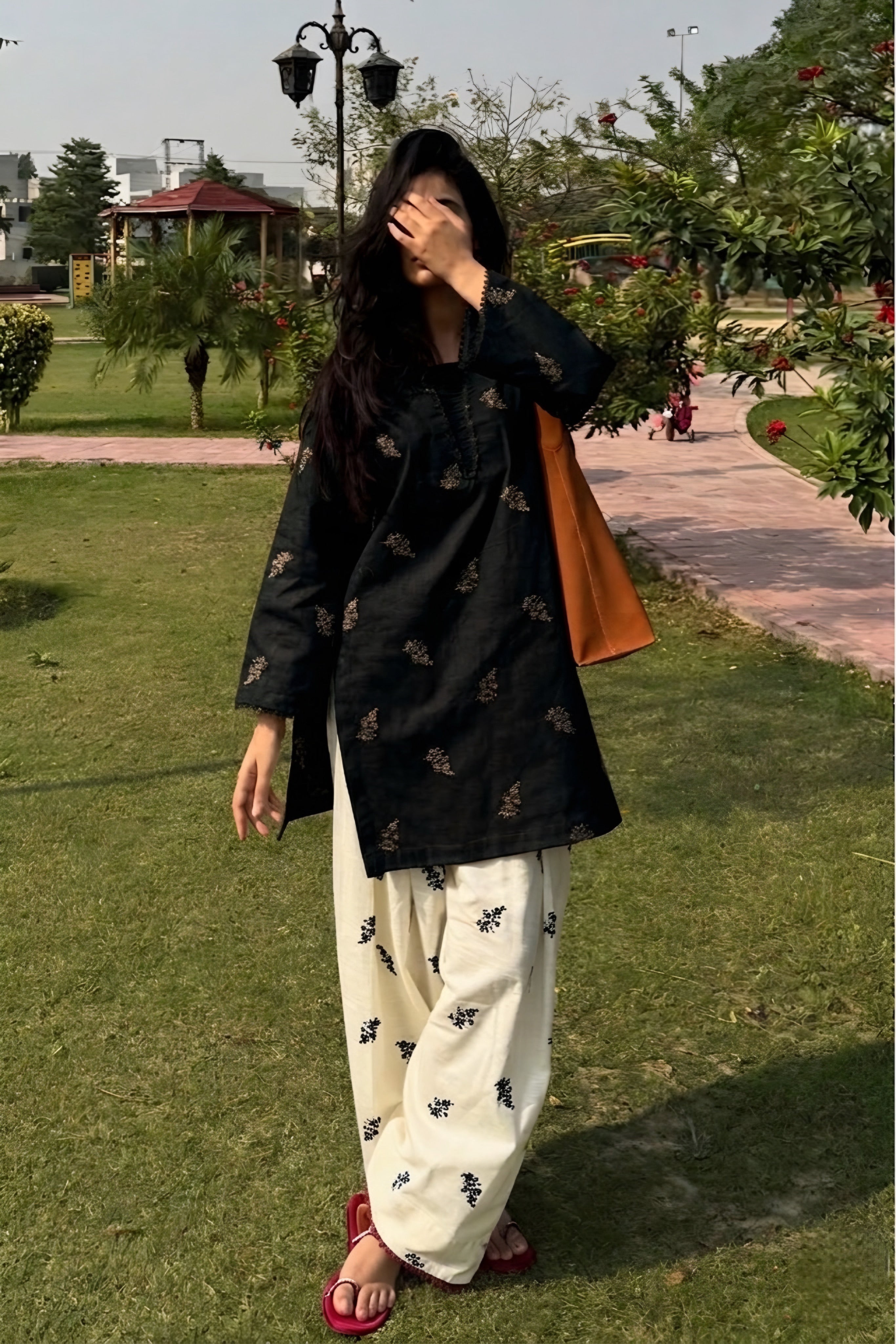 2pc Embroidered Farshi Dress