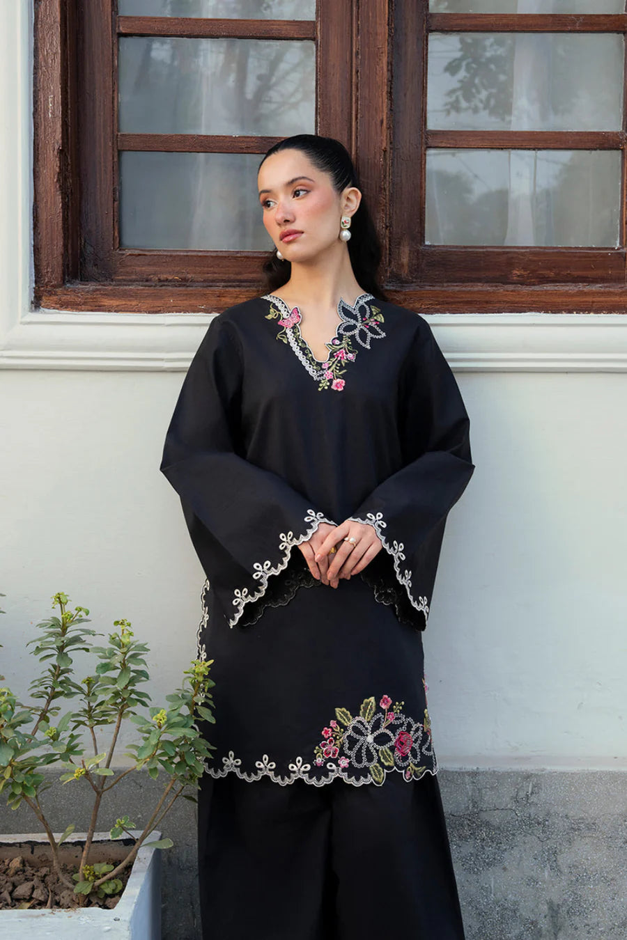 Black Embroidered Farshi Dress - 2pc Lawn