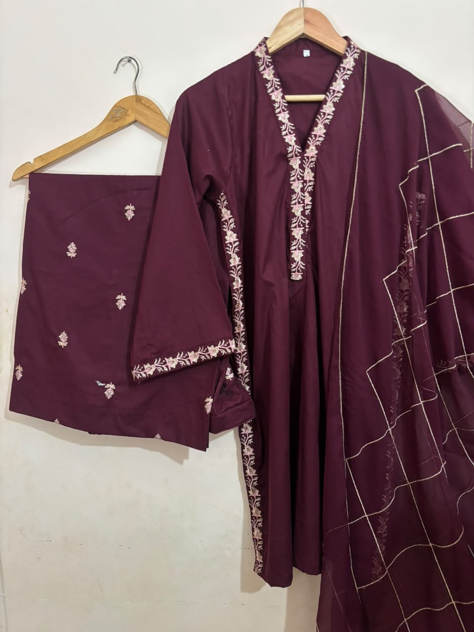 3pc Mehroon Embroidered