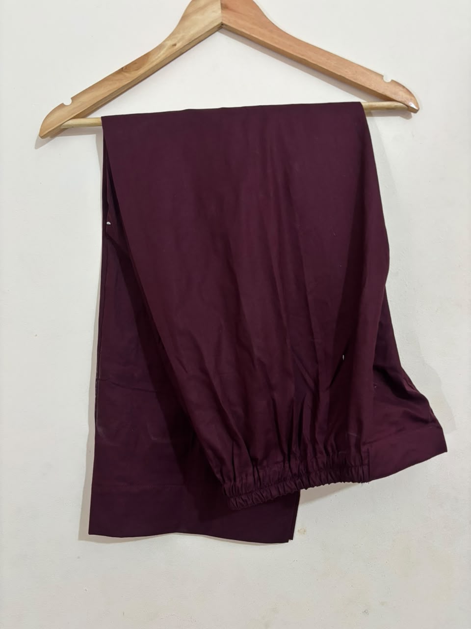 Mehroon Embroidered 2pc/3pc