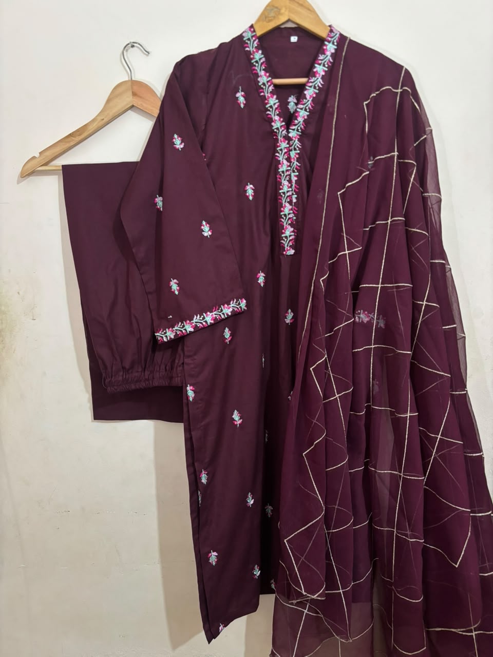 Mehroon Embroidered 2pc/3pc